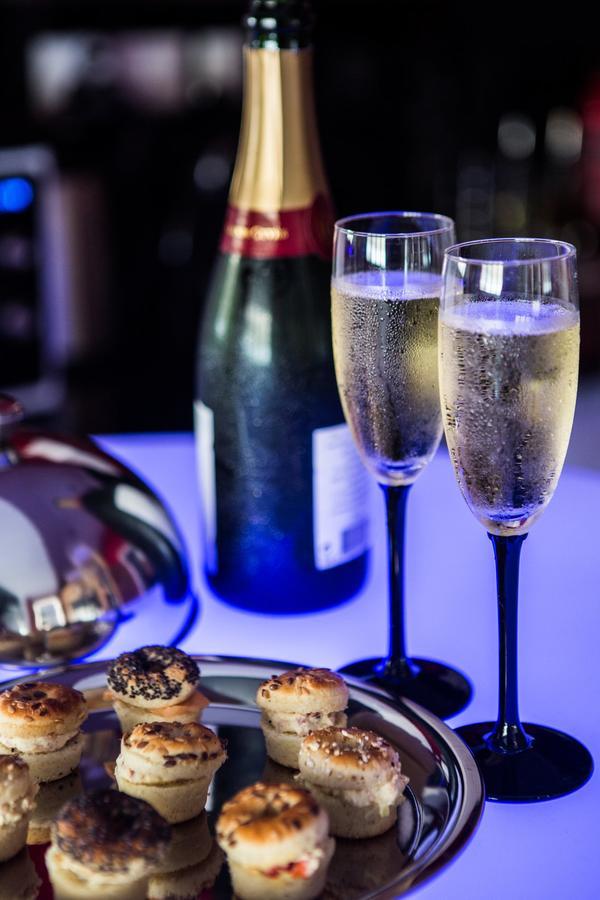 Suite Glamour & Spa ディジョン エクステリア 写真